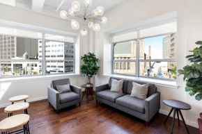 Kislak 407 Stunning 2BR Corner Apt Retreat Above the City